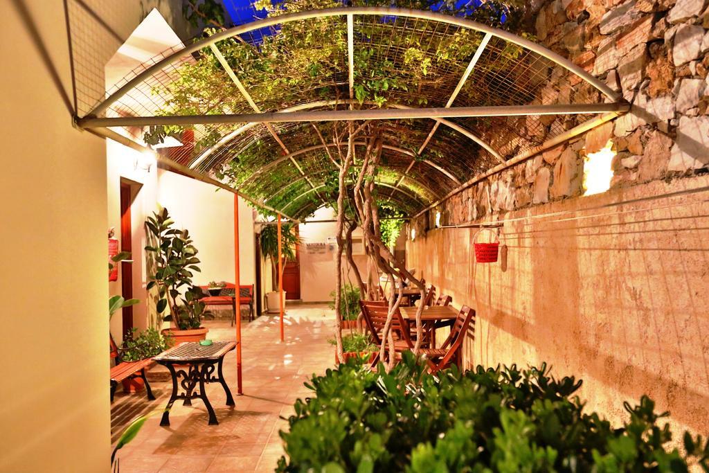 Ventoura Studios & Apartments Galissas Luaran gambar